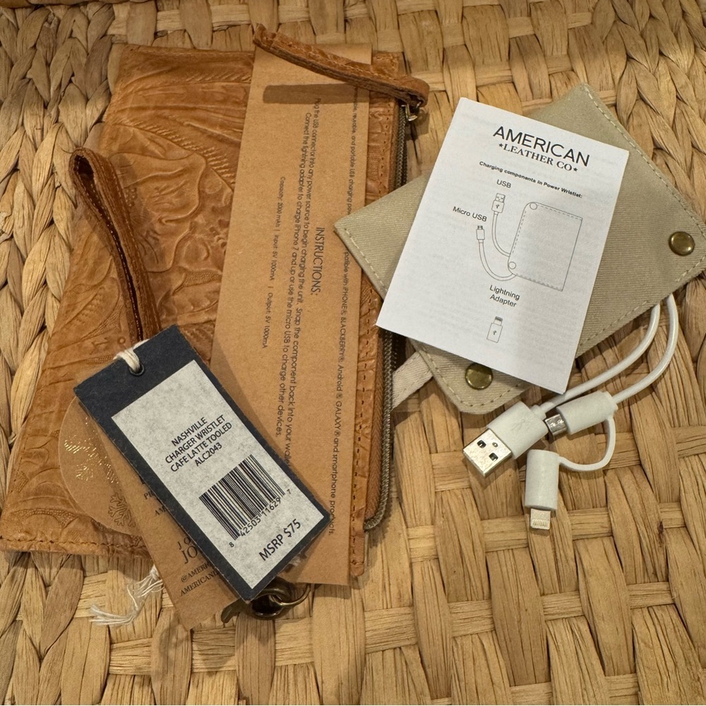 American Leather Co. Wristlet Charger USB Micro USB Lightning adapter. NO USB-C